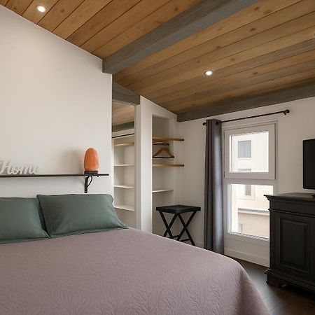 Insolite Studio -La Tour Des Templiers- Montfrin Kültér fotó